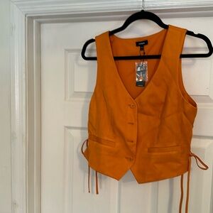 Beautiful vest size small.  Brand new/excellent condition.  B9
